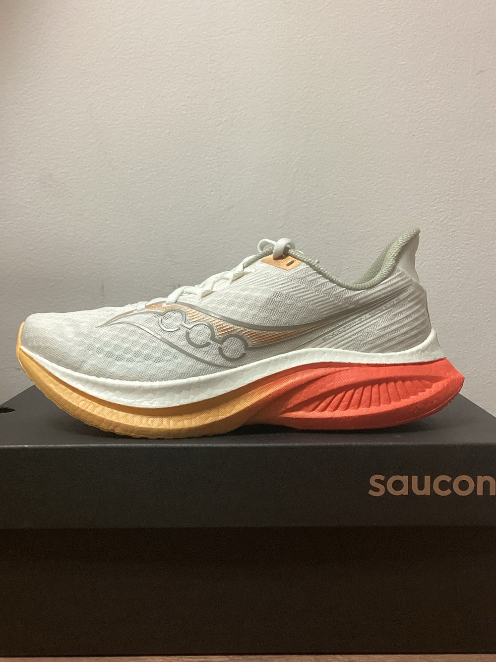 Men’s Saucony Endorphin Speed 5